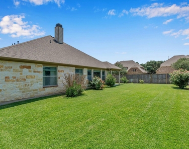 101 Dasher Dr - Photo Thumbnail 29