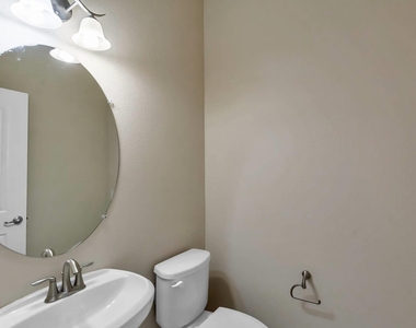 101 Dasher Dr - Photo Thumbnail 20