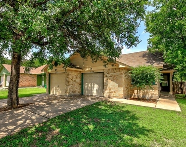 2608 Garrettson Dr - Photo Thumbnail 20
