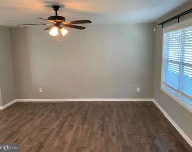 40 Betts Way - Photo Thumbnail 5