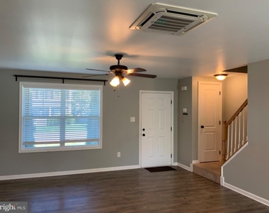40 Betts Way - Photo Thumbnail 6