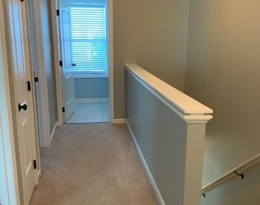 40 Betts Way - Photo Thumbnail 19
