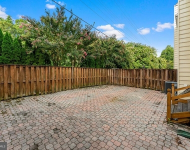 15130 Jarrell Place - Photo Thumbnail 26