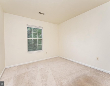 15130 Jarrell Place - Photo Thumbnail 13