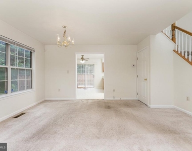 15130 Jarrell Place - Photo Thumbnail 5