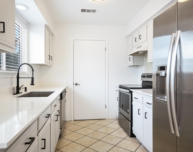 3504 Gable Dr - Photo Thumbnail 7