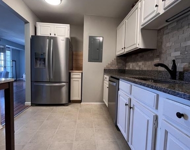 12705 Gordon Boulevard - Photo Thumbnail 8