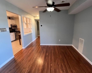 12705 Gordon Boulevard - Photo Thumbnail 4