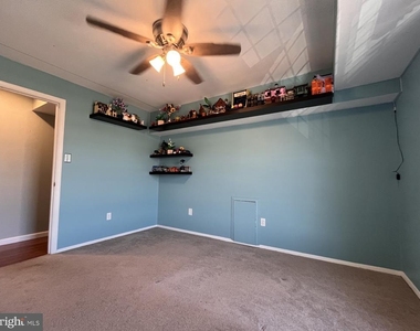 12705 Gordon Boulevard - Photo Thumbnail 14