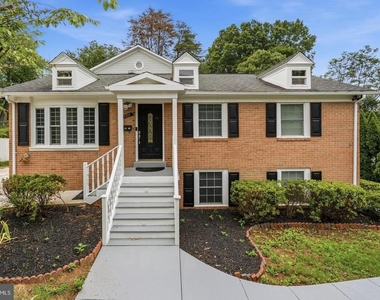 14707 Dunbar Lane - Photo Thumbnail 1