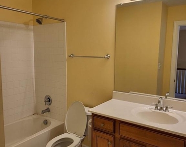 6161 Popes Creek Place - Photo Thumbnail 16