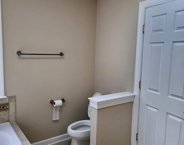 6161 Popes Creek Place - Photo Thumbnail 13