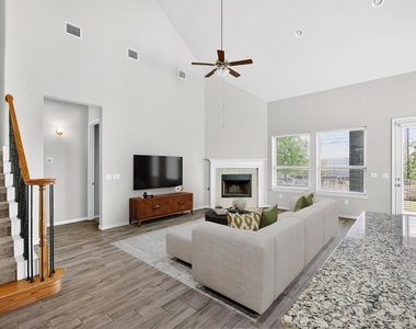 810 Clearwell St - Photo Thumbnail 15