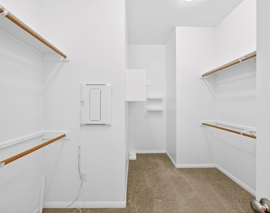 810 Clearwell St - Photo Thumbnail 25