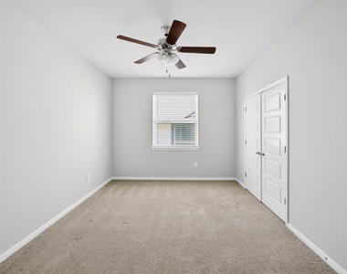 810 Clearwell St - Photo Thumbnail 30