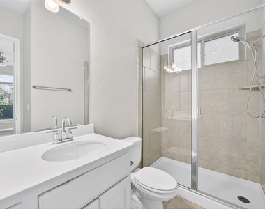 810 Clearwell St - Photo Thumbnail 5
