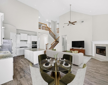 810 Clearwell St - Photo Thumbnail 14