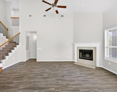 810 Clearwell St - Photo Thumbnail 16