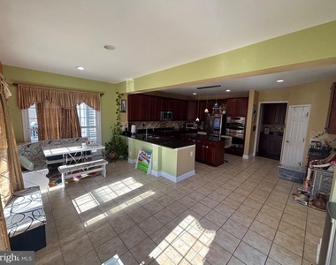 42815 Ravenglass Drive - Photo Thumbnail 11