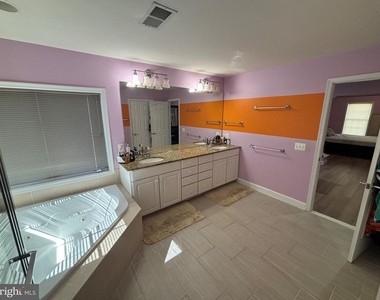 42815 Ravenglass Drive - Photo Thumbnail 25