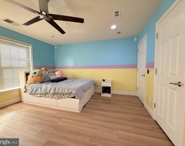 42815 Ravenglass Drive - Photo Thumbnail 31