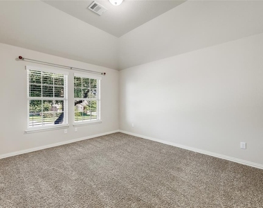 931 Catalina Ln - Photo Thumbnail 22