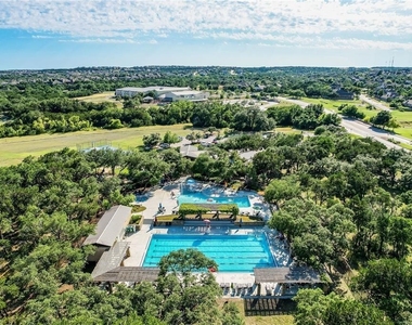 931 Catalina Ln - Photo Thumbnail 33