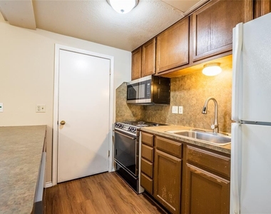 601 Nelray Blvd - Photo Thumbnail 1