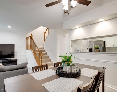 14366 Havener House Court - Photo Thumbnail 6