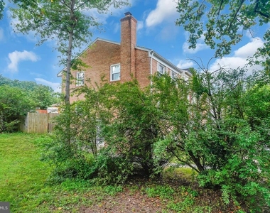 14739 Gatwick Square - Photo Thumbnail 3