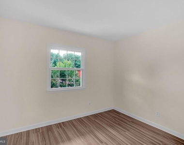 14739 Gatwick Square - Photo Thumbnail 19