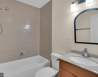 14739 Gatwick Square - Photo Thumbnail 23