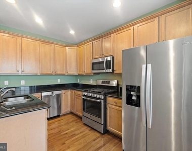 5106 Village Fountain Place - Photo Thumbnail 3