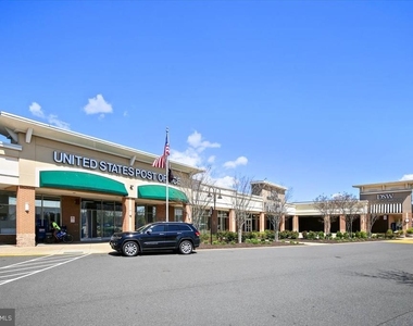 8515 Towne Manor Court - Photo Thumbnail 29