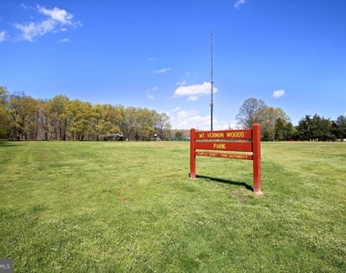 8515 Towne Manor Court - Photo Thumbnail 21