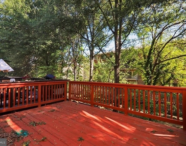 8515 Towne Manor Court - Photo Thumbnail 16