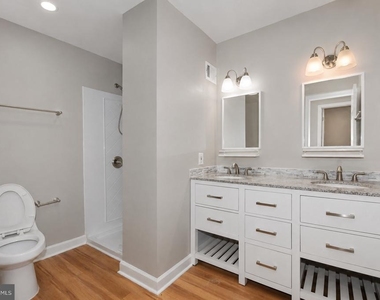 6611 Rosecroft Place - Photo Thumbnail 27
