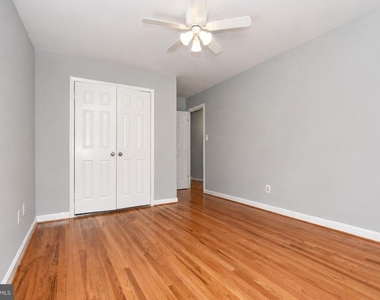 6611 Rosecroft Place - Photo Thumbnail 25