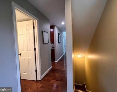 1514 Roundleaf Court - Photo Thumbnail 28
