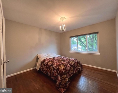 1514 Roundleaf Court - Photo Thumbnail 24