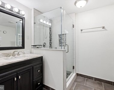 5852 Rock Forest Court - Photo Thumbnail 22