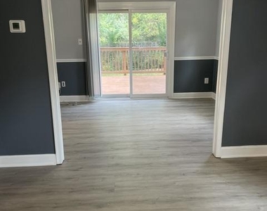 8338 Moline Place - Photo Thumbnail 4