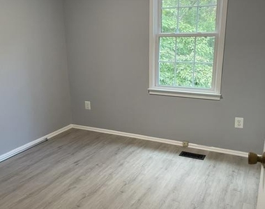 8338 Moline Place - Photo Thumbnail 16