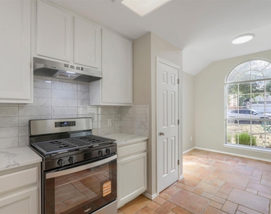 4424 Destinys Gate - Photo Thumbnail 3