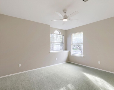 4424 Destinys Gate - Photo Thumbnail 8