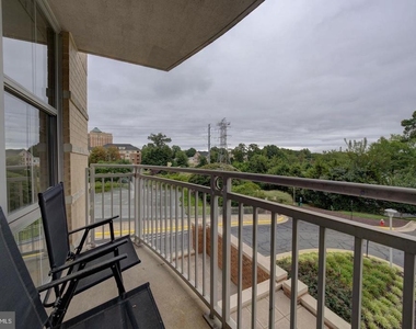 11800 Sunset Hills Road - Photo Thumbnail 39