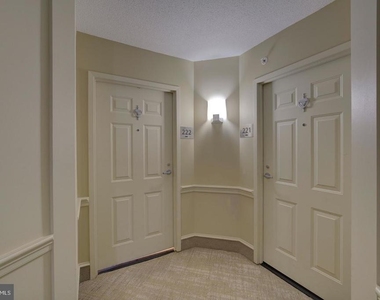 11800 Sunset Hills Road - Photo Thumbnail 3