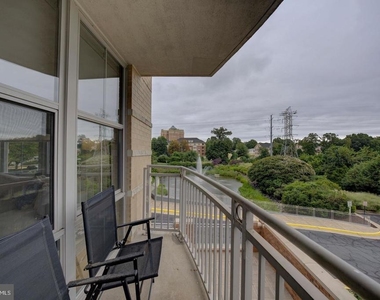 11800 Sunset Hills Road - Photo Thumbnail 37