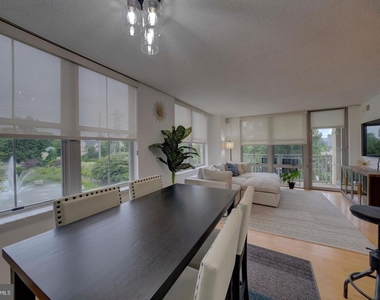 11800 Sunset Hills Road - Photo Thumbnail 16