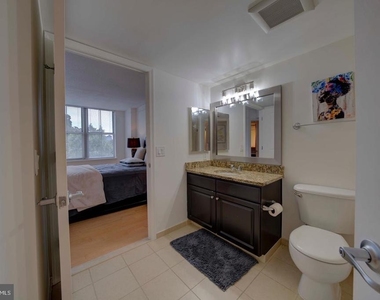 11800 Sunset Hills Road - Photo Thumbnail 29
